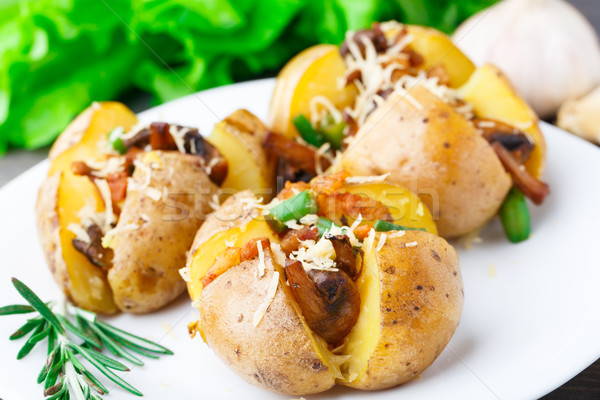Sült krumpli szalonna gombák finom étel Stock fotó © vankad