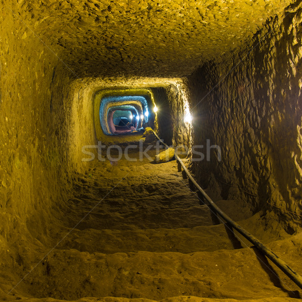 Tajemniczy loch tunelu ściany budynku ściany Zdjęcia stock © vapi
