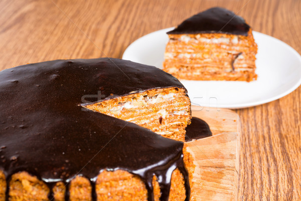 Szeletel csokoládé születésnapi torta fa asztal étel torta Stock fotó © vapi