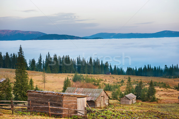 Stock fotó: Régi · ház · gyönyörű · természet · felhők · óceán · mező