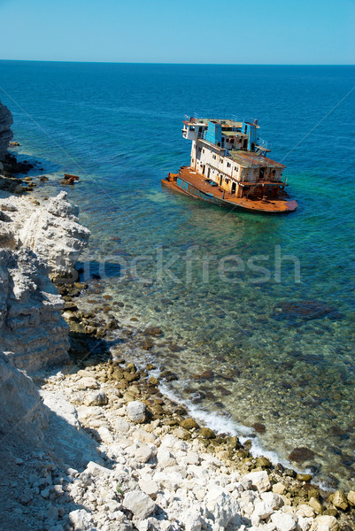 Foto d'archivio: Distruggere · nave · costa · metal · segno · viaggio