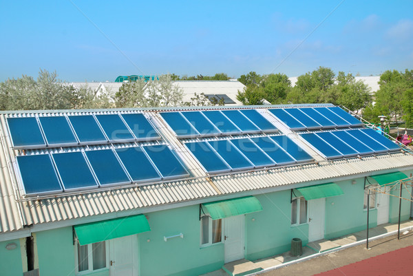 Солнечная система крыши солнечной воды отопления красный Сток-фото © vapi