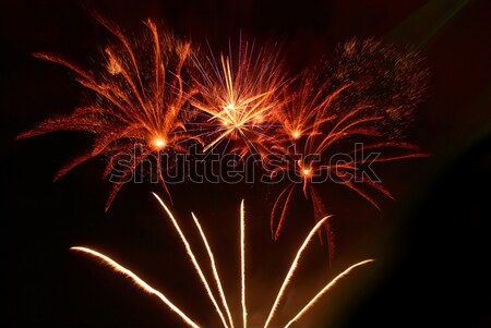 Foto stock: Belo · fogos · de · artifício · preto · céu · luz · fundo