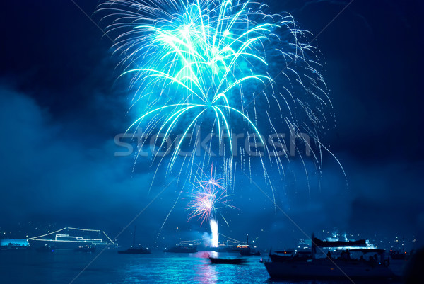 Foto stock: Colorido · fogos · de · artifício · azul · preto · céu · feliz