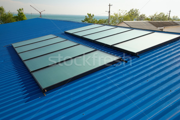 太陽能 水 加熱 房子 屋頂 天空 商業照片 © vapi