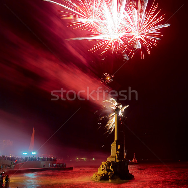 Foto stock: Fogos · de · artifício · acima · céu · água · festa · fundo