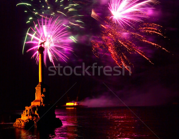 [[stock_photo]]: Feux · d'artifice · au-dessus · eau · fête · heureux · travaux