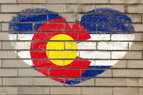 Forma de corazón bandera Colorado pared de ladrillo corazón Foto stock © vepar5
