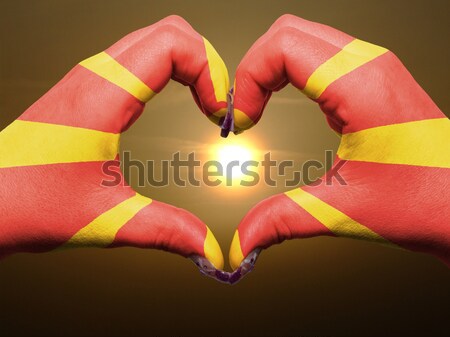сердце любви жест рук флаг Македонии Сток-фото © vepar5