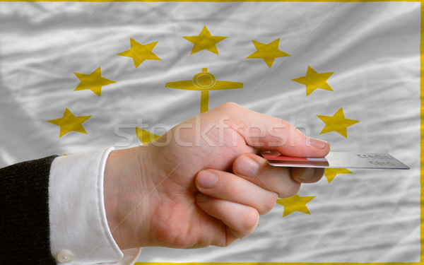 Acquisto carta di credito Rhode Island uomo fuori Foto d'archivio © vepar5