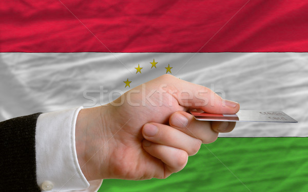 Acquisto carta di credito Tagikistan uomo fuori Foto d'archivio © vepar5