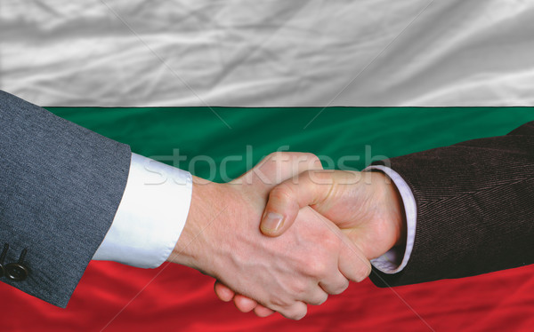 Biznesmenów handshake dobre wiele Bułgaria banderą Zdjęcia stock © vepar5