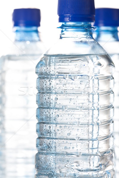 Froid eau en bouteille plastique bouteilles saine pur Photo stock © veralub