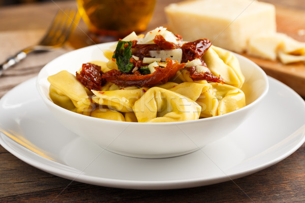 Tortelloni aglio e olio Stock photo © vertmedia