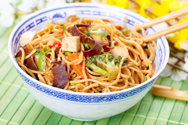 Chow mein Stock photo © vertmedia