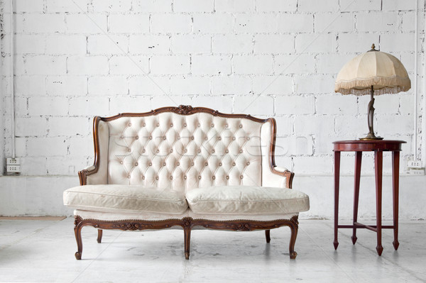 Sofa pokój biały prawdziwy skóry klasyczny Zdjęcia stock © vichie81