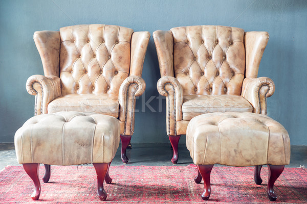 Sofa vintage pokój prawdziwy skóry klasyczny Zdjęcia stock © vichie81