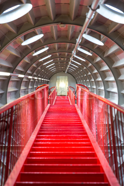 Rouge escalier perspectives réussi carrière bâtiment [[stock_photo]] © vichie81