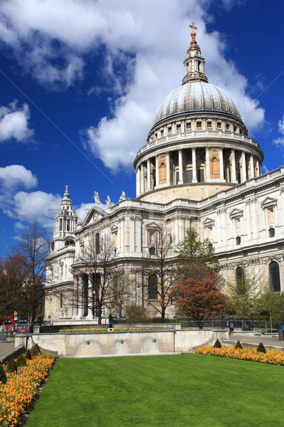 St. Paul Cathedral London Stock photo © vichie81