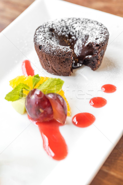 Foto stock: Chocolate · lava · bolo · sorvete · frutas · frescas · casa