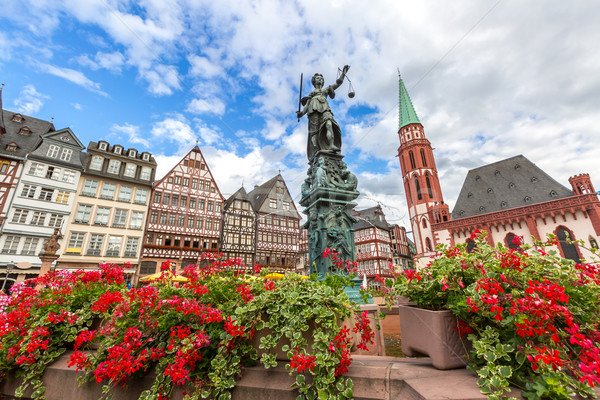Frankfurt starówka posąg Niemcy architektury wieżowiec Zdjęcia stock © vichie81