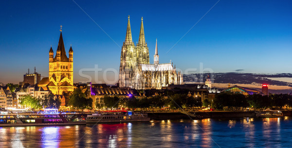 Colonia catedral río edificio noche arquitectura Foto stock © vichie81
