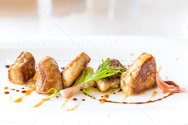 Grillezett sült gurmé francia konyha zöld tányér Stock fotó © vichie81