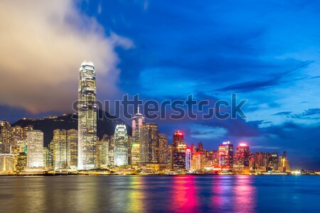 Hongkong Skyline Hafen Dämmerung Business Gebäude Stock foto © vichie81