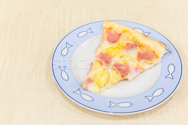 Pizza hawaiian Stock photo © vichie81