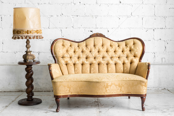 Bruin sofa lamp klassiek stijl fauteuil Stockfoto © vichie81