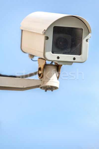 Foto stock: Cctv · câmera · câmera · de · segurança · blue · sky · céu · televisão