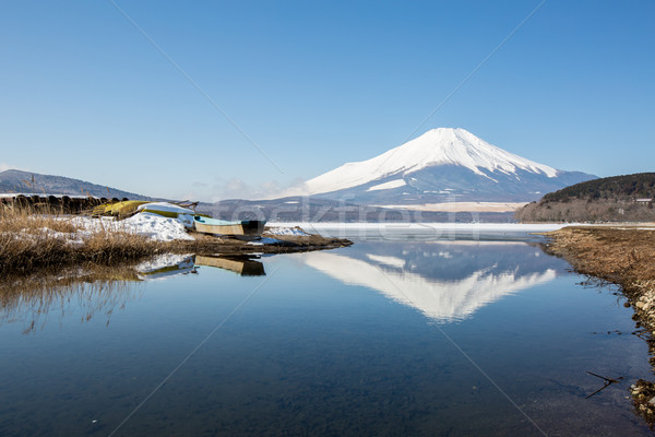 Mount Fuji meer winter sneeuw berg Stockfoto © vichie81