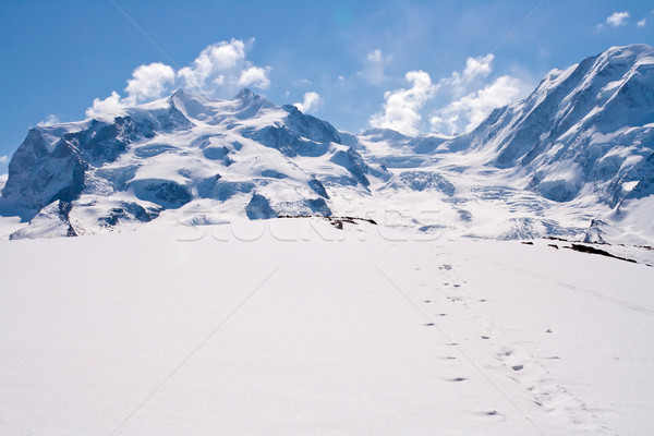 Neve montanha alcance paisagem alpes alpino Foto stock © vichie81