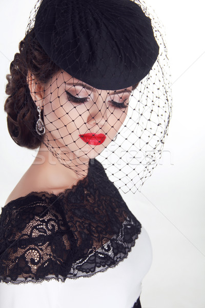 Mooie brunette retro elegante hoed Stockfoto © Victoria_Andreas