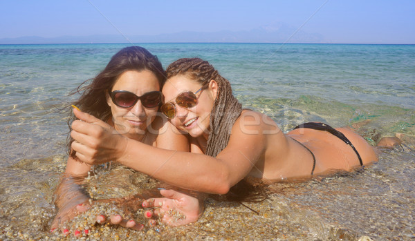 Deux belle femmes eau filles [[stock_photo]] © vilevi