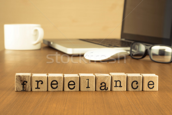 Baan freelance werken van thuis uit woord hout Stockfoto © vinnstock