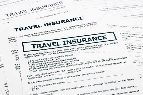 旅行 保險 形式 文書 調查問卷 概念 商業照片 © vinnstock