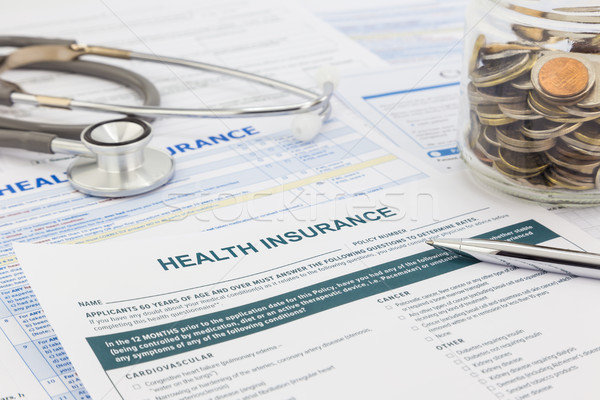 Költségvetés takarékosság terv életbiztosítás egészségbiztosítás klinikai Stock fotó © vinnstock