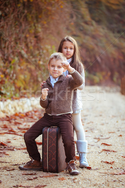 Twee gelukkig kinderen meisje jongen oude Stockfoto © Vitalina_Rybakova