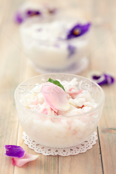 Risotto comestible flores preparado violeta Foto stock © Vitalina_Rybakova