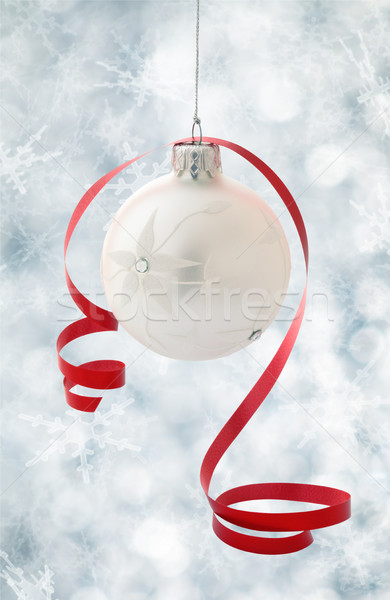 Weihnachten Dekoration weiß Ball isoliert Stock foto © Vitalina_Rybakova