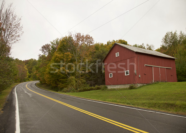 Czerwony stodoła Vermont jesienią Zdjęcia stock © Vividrange
