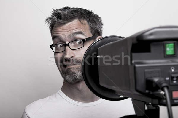 Fotograf studio stroboscop alb masculin Imagine de stoc © vizualni
