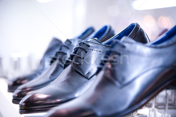 Scarpe store moda bellezza uomini Foto d'archivio © vlaru