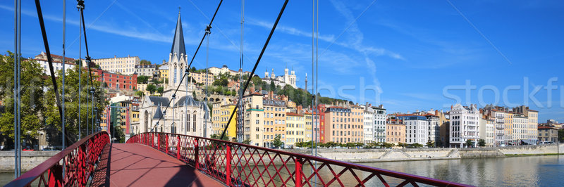Panorâmico ver Lyon cidade vermelho passarela Foto stock © vwalakte