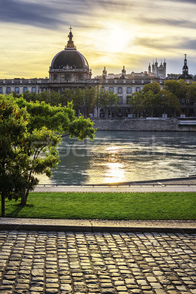 增加至燈箱 商業照片 #3476943lyon city at sunset with rhone