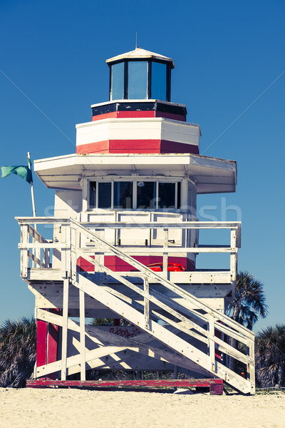 Kleurrijk badmeester toren zuiden strand Miami Stockfoto © vwalakte