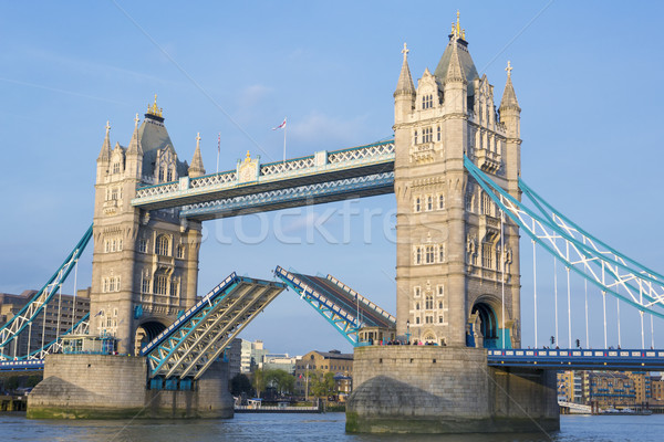 Tower Bridge Londra cielo città ponte pietra Foto d'archivio © vwalakte