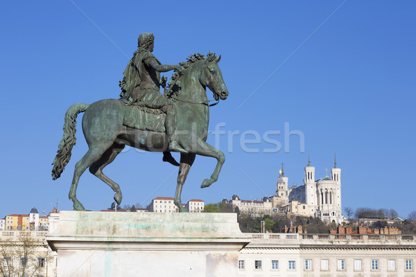 Ver estátua basílica Lyon França edifício Foto stock © vwalakte