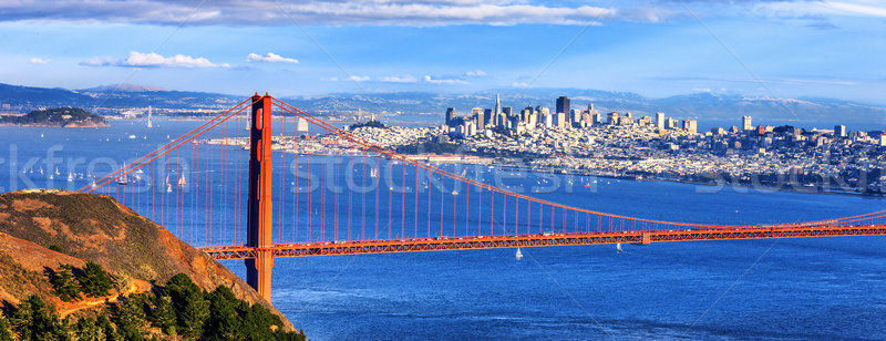 Panoramik görmek ünlü Golden Gate Köprüsü şehir merkezinde San Francisco Stok fotoğraf © vwalakte